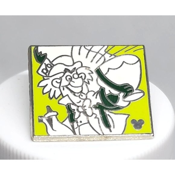 Alice In Wonderland Mad Hatter Authentic Official 3 of 5 Disney Pin - Picture 1 of 6